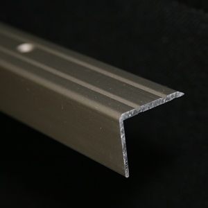 Profil treapta perforat, 20x25 mm, 0,9 m, bronz satinat