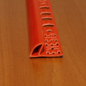 Coltar faianta, colt exterior, 10 mm, PVC, 2.5 m, rosu
