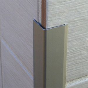 Cornier metalic laturi tesite, 20x20 mm, 2,6 m, argintiu periat