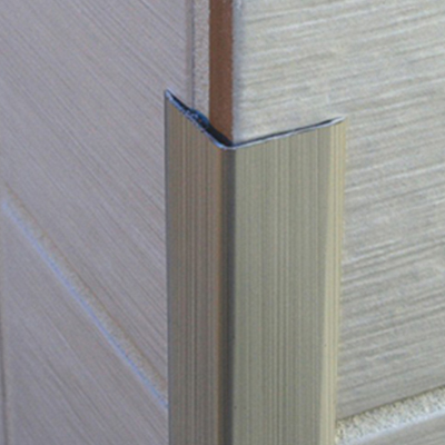 Cornier metalic laturi tesite, 20x20 mm, 2,6 m, argintiu periat