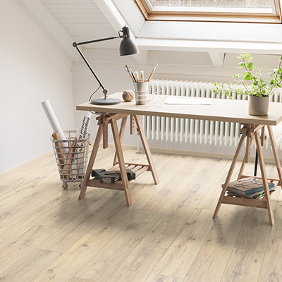 Parchet laminat Egger Nature Sense 2025, Stejar Parquet, format  Clasic, 8 mm/32 (AC4)